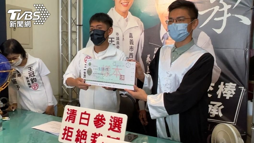 王冠鈞表示,近期有人指控他買票。(圖/TVBS)