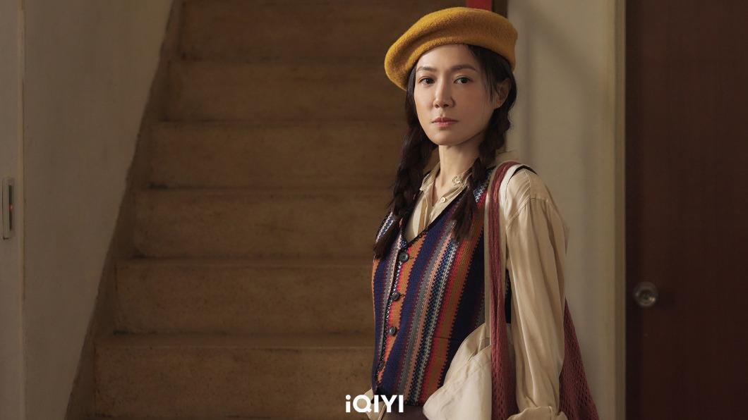 金鐘影后回春22歲!裝嫩扮女大生 「44歲逆齡美貌」厲害了