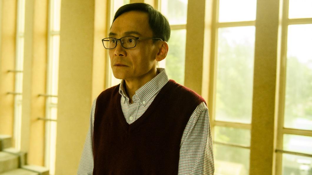 陳以文在《她和她的她》中，將狼師演得入目三分。（圖／Netflix提供）