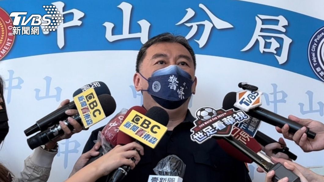 中山分局長許頌嘉出面說明。(圖/TVBS)