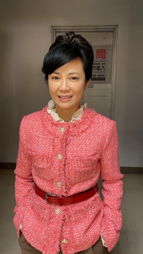 陳仙梅本來嘗試翁倩玉頭,後來覺得可以挑戰一下自己。(圖/民視提供)