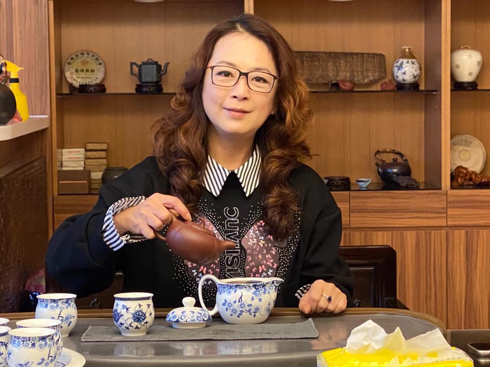 趙永馨淡出演藝圈後,把重心放在經營副業茶館。(圖/翻攝自趙永馨臉書)