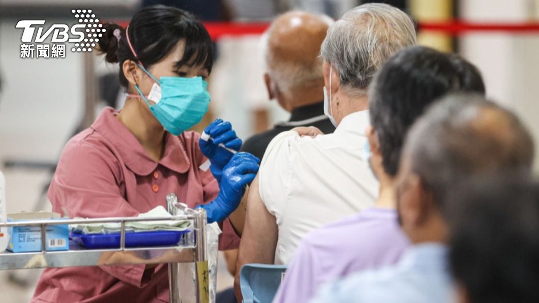 首批莫德納次世代BA.5疫苗 10日上午抵台