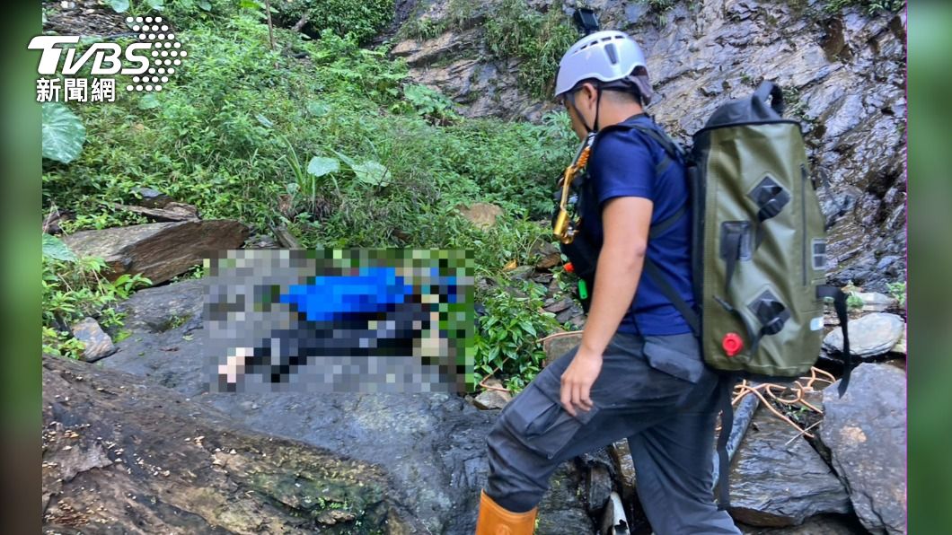 悚!5人同行到南投玩「溪降」 31歲男當場墜谷死亡