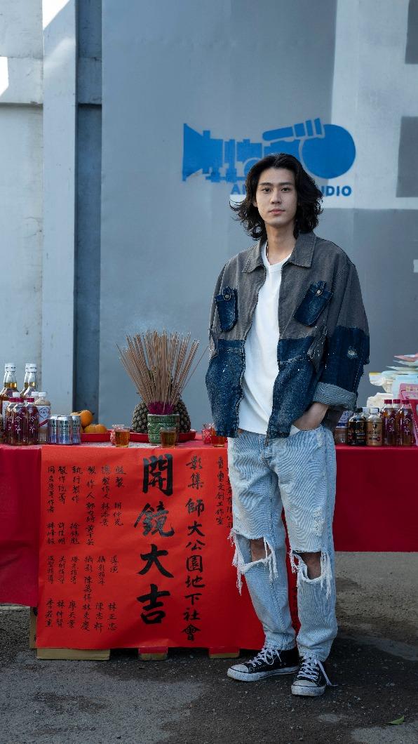 李玉璽自認是屁孩。(圖/阿榮影業提供)