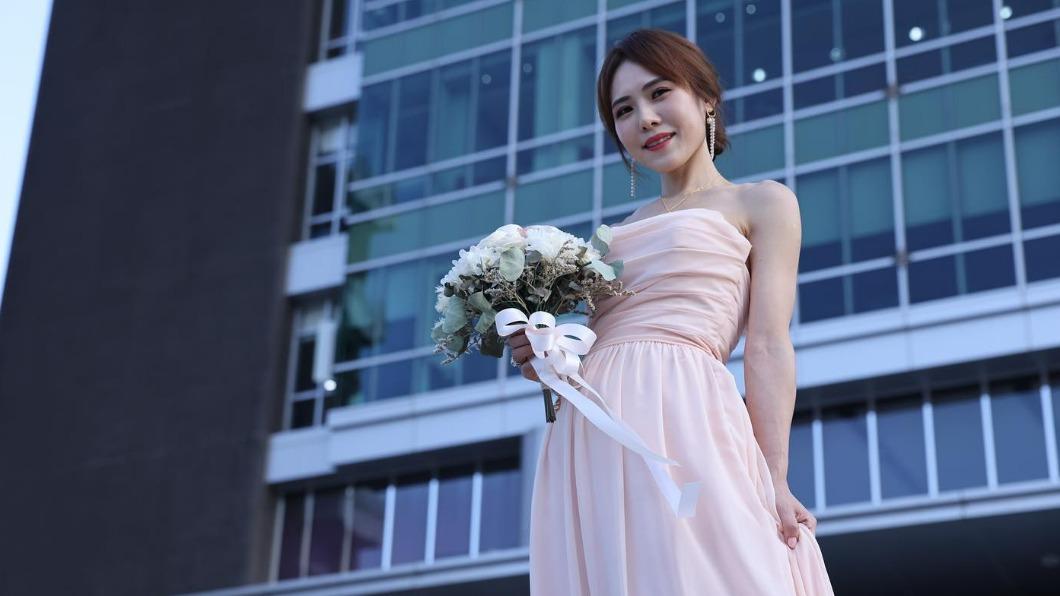 結婚將滿1年!吳申梅突爆「負債累累」 不吃不喝月燒10萬