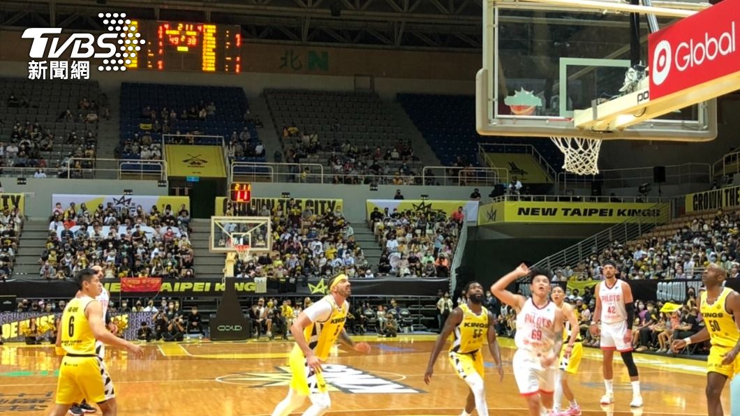 國王休賽季積極補強,目標在新賽季衝擊隊史首冠。(圖/TVBS)
