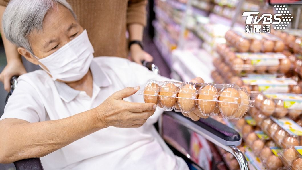 雞蛋含有大量鈣質和能預防失智症的膽鹼等營養素。（示意圖／shutterstock 達志影像）