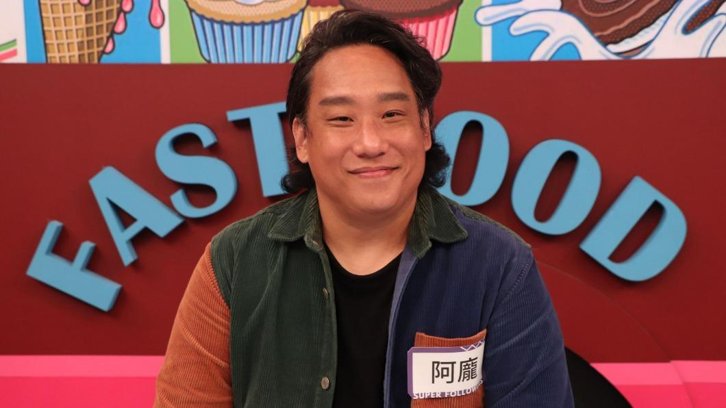 阿龐分享感情觀。(圖/中天提供)