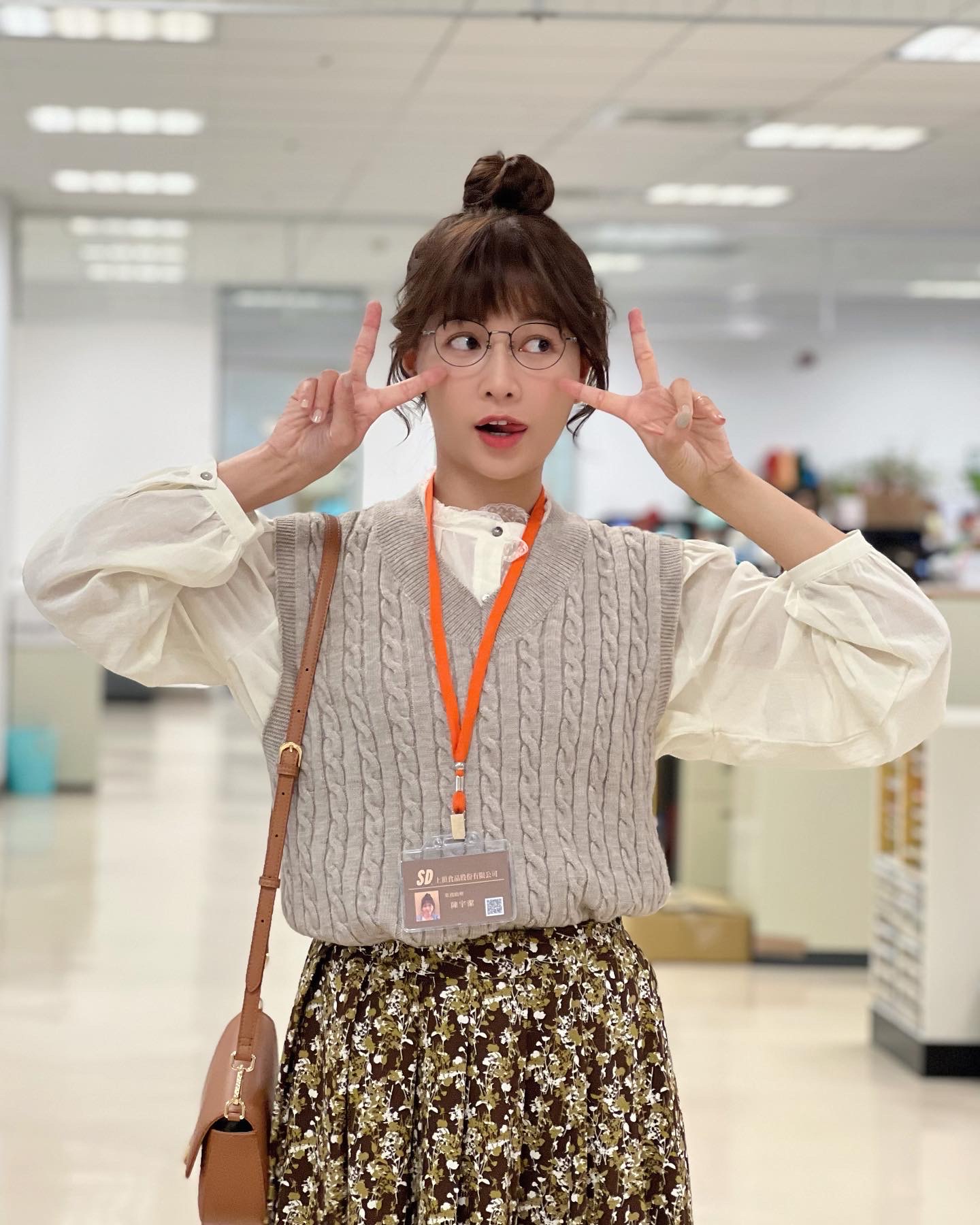 謝京穎形容自己劇中角色像「免洗筷女孩」,用完就丟掉。(圖/民視提供)