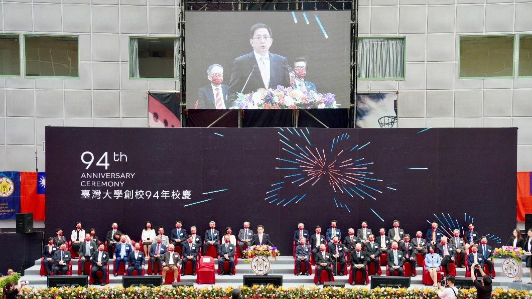 將卸任校長！管中閔：台大生若無自覺　就與其他大學無異