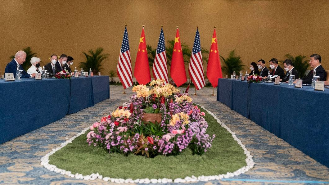 拜登總統表示,美方堅持一個中國政策。(圖/達志影像美聯社)