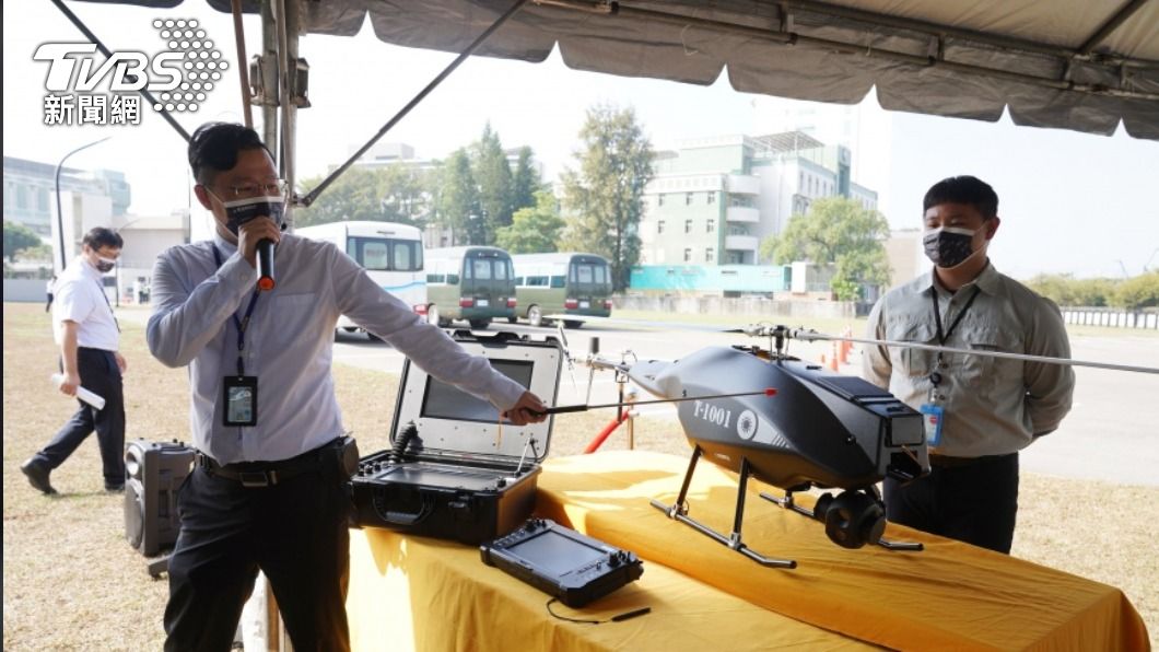 戰術型旋翼無人機首度展示 可動態起降、耐6級強風