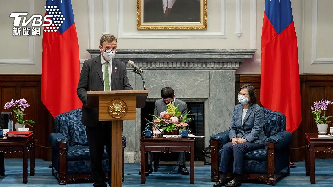 對於英國國際貿易部副大臣漢茲(Greg Hands)赴台,馬曉光表示民進黨打著經貿合作幌子,勾連外部勢力謀取政治私利。(圖/達志影像美聯社)