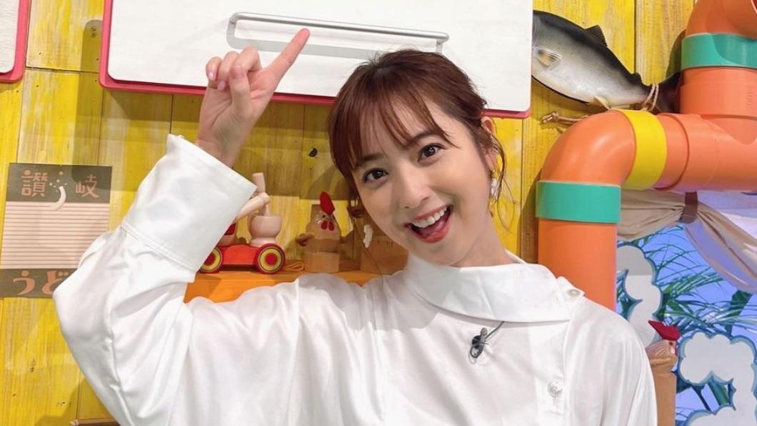 日本女星佐佐木希宣布懷二胎喜訊。（圖／翻攝自佐佐木希IG）