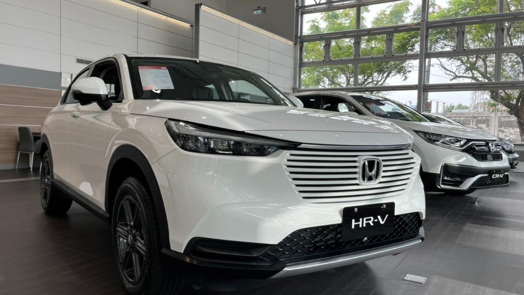 開運福袋頭獎祭出1台跨界休旅暢銷車款Honda HR-V 。(圖/業者提供)