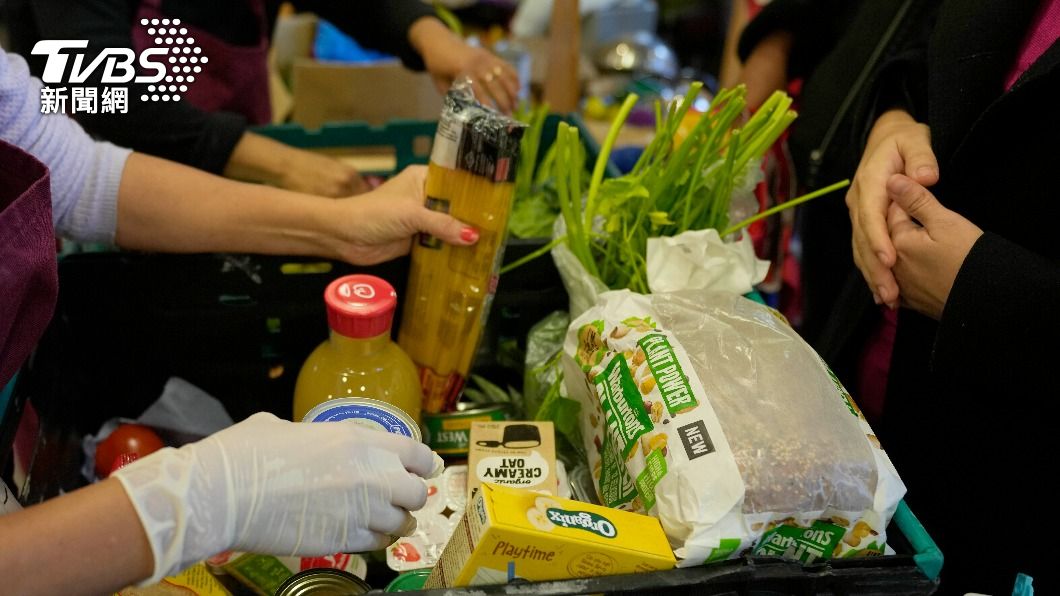 英國通膨嚴重!人民難度日 連受薪階級都尋求食物銀行