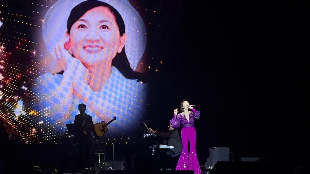 李翊君演唱不少鳳飛飛的成名曲。（圖／艾迪昇傳播提供）