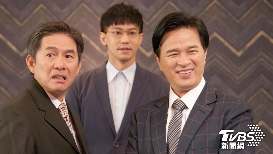 洪都拉斯（左一）、李興文（右一）分別陳亞蘭、王彩樺的老公。（圖／TVBS）