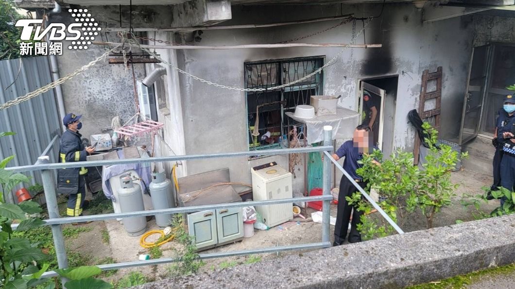 快訊/新北深坑驚傳瓦斯氣爆 男屋主全身燒燙傷送醫