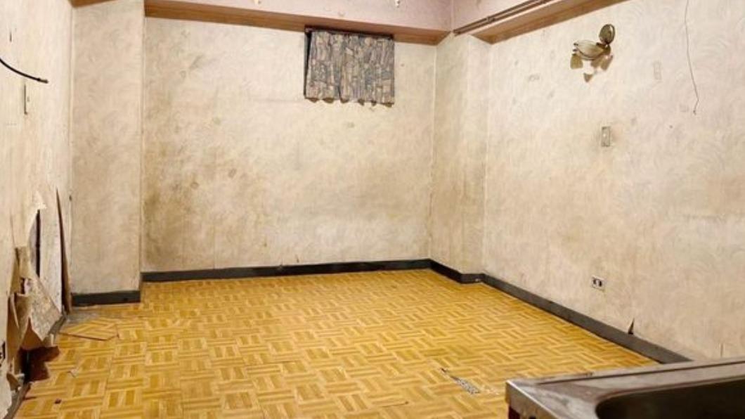 該物件位於捷運雙連、中山國小站附近,但屋況卻極為糟糕。(圖/翻攝自「大台北租屋網 房東盡量PO」臉書)