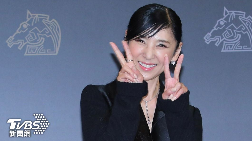 62歲黑木瞳宛如少女!逆齡美貌竟全靠「台灣中醫師」