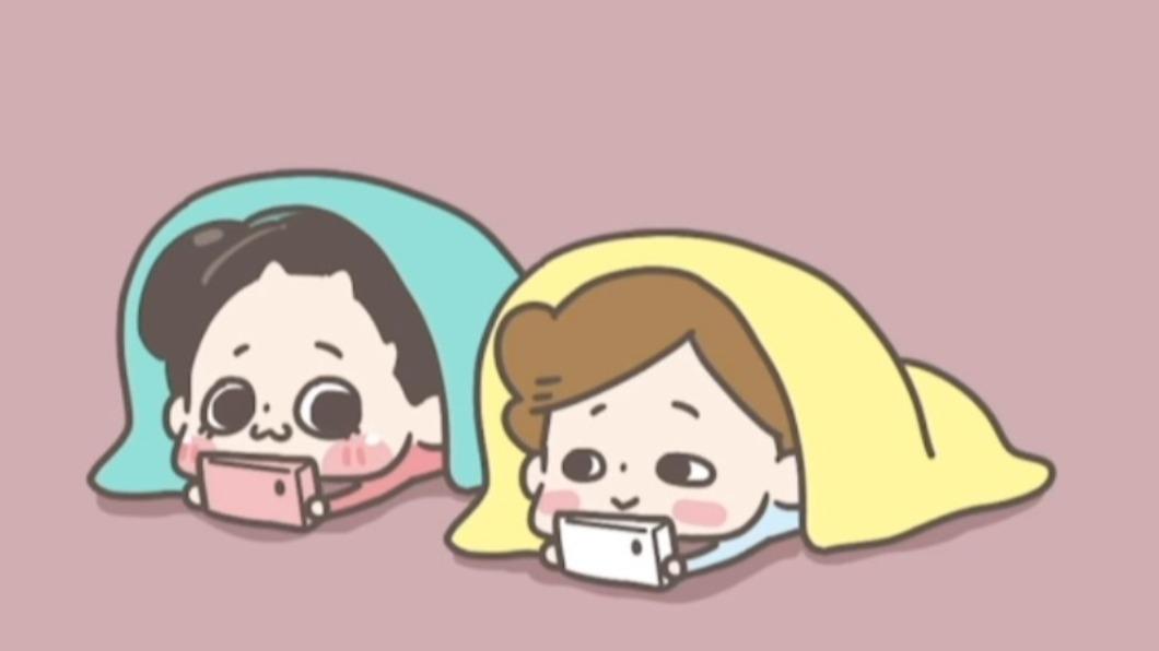 啾啾妹從情侶日常晉升為夫妻日常。(圖/翻攝自IG@chuchumei__)