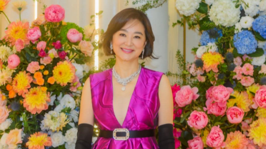 68歲林青霞睽違10年首現身!跳舞畫面曝 凍齡全靠1招