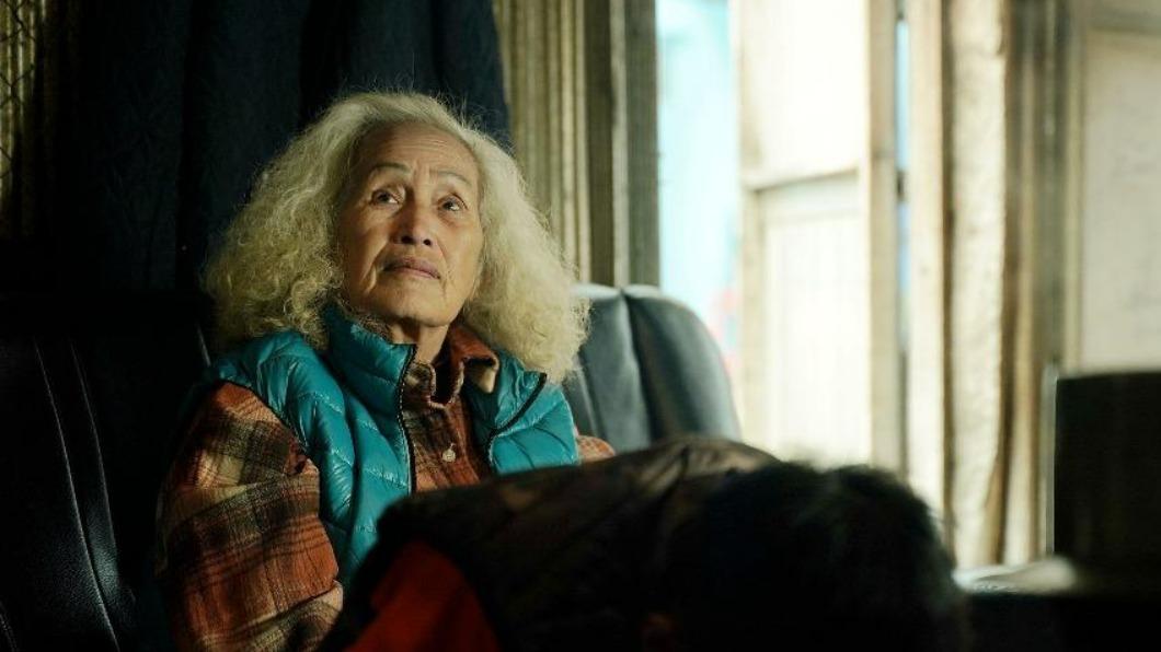 74歲林詹珍妹奪金馬最佳女配角! 領獎激動喊:原住民加油