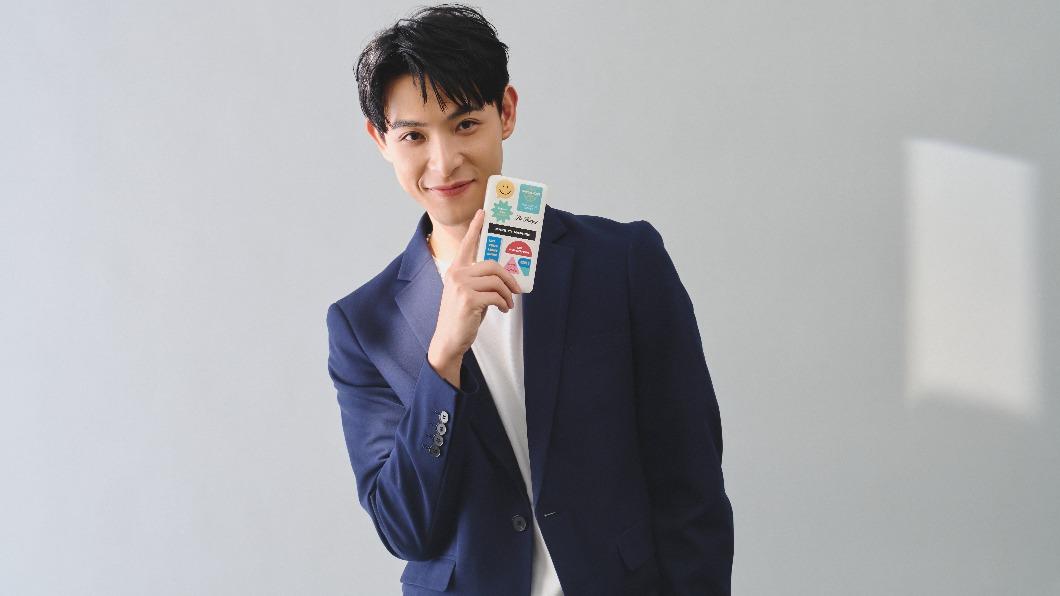 連晨翔推出聯名手機週邊商品。（圖／TOYSELECT提供）