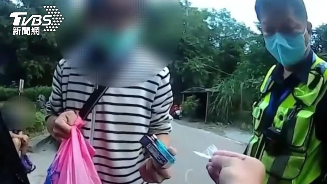 最佳損友！男借機車不慎擦撞　警一查車主遭通緝車廂還藏毒