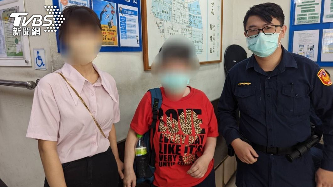 忘了跟妳有約..身障母大街等嘸女兒 警用這招火速找到人