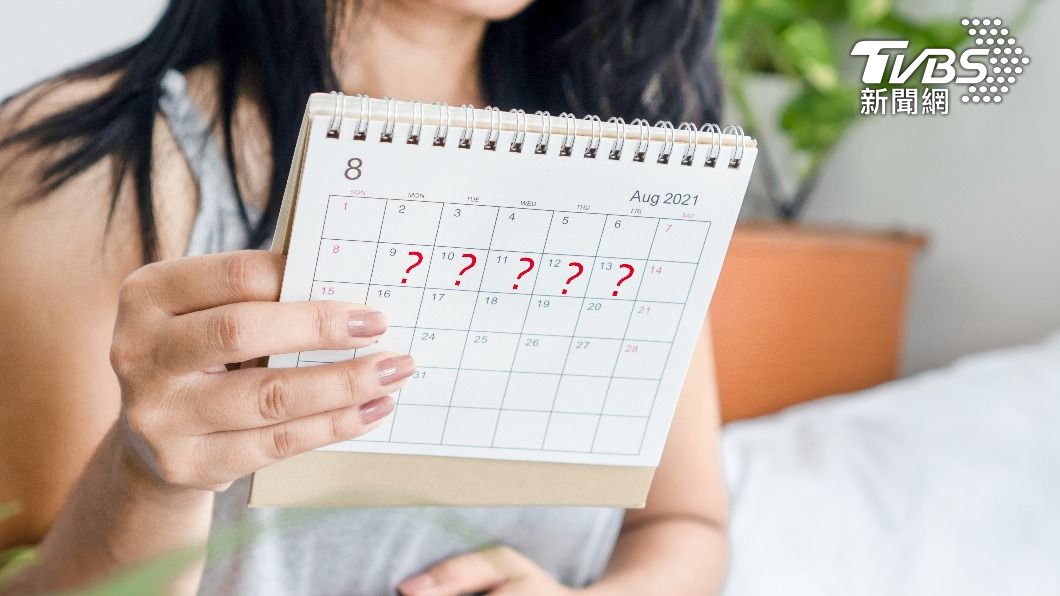 有些婦女施打完疫苗後,出現經期亂掉等現象。(示意圖,非當事人/shutterstock達志影像)