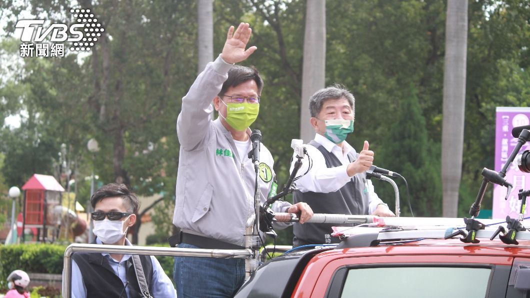 陳時中合體林佳龍雙北車掃 深綠選區出發支持者熱情相挺