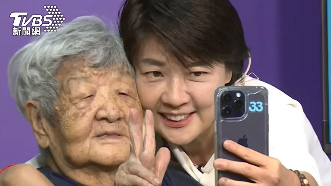 93歲媽媽首度現身站台！「這句話」讓黃珊珊哽咽眼眶紅