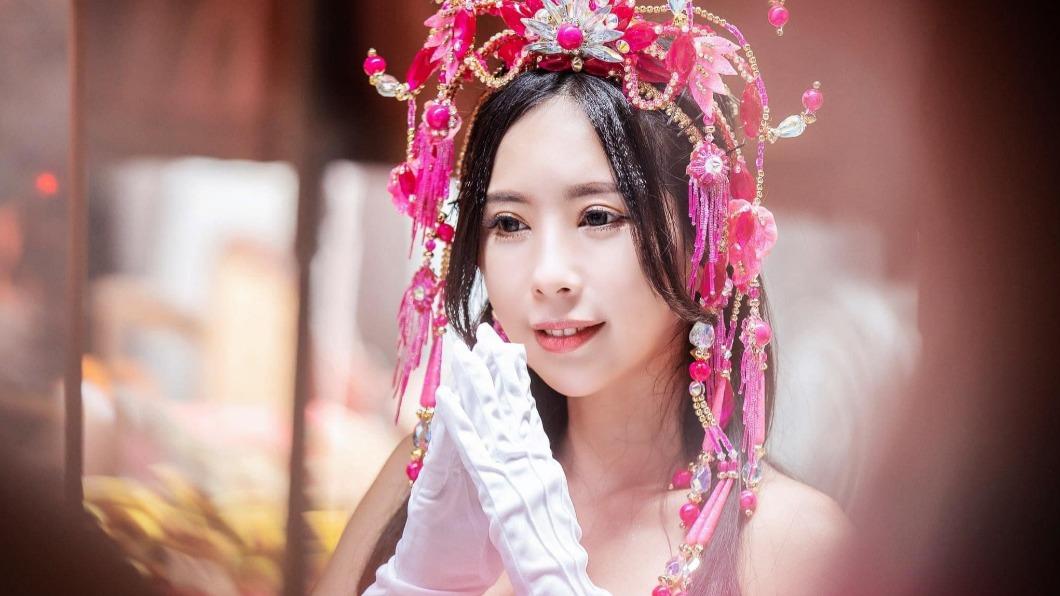 林甄馨。(圖/翻攝自Tiffany甄馨 翹臀美姬臉書)