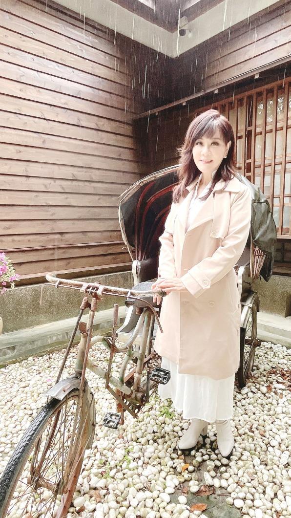 龍千玉近日將飛往星馬演唱。(圖/豪記唱片提供)