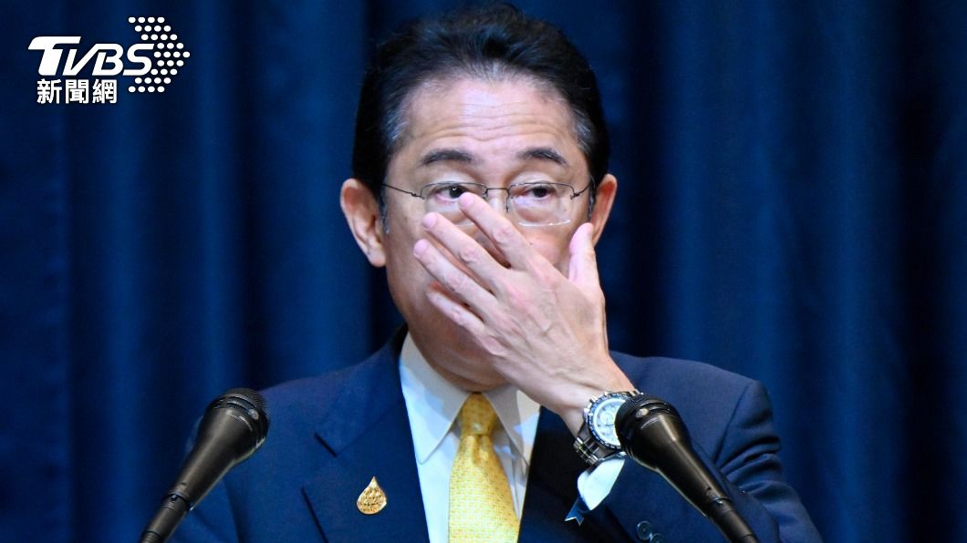 岸田在去年10月4日上任首相大位,並於同月31日帶領自民黨在眾議院大選中取得多數席位。(圖/達志影像美聯社)
