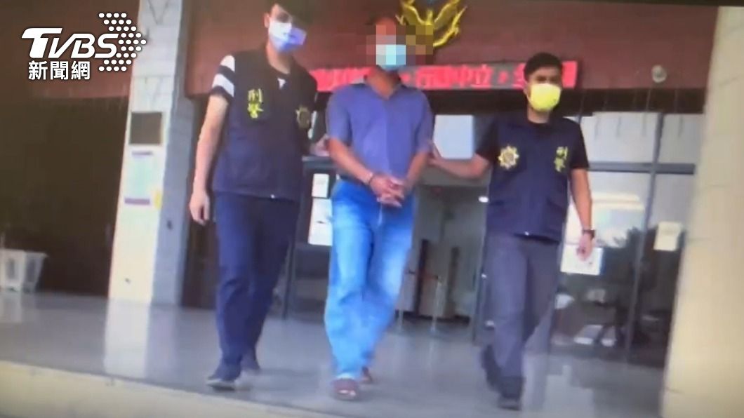 警方逮到縱火的林嫌。（圖／TVBS）