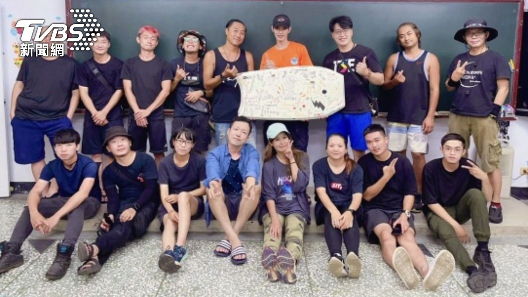 實境秀「重返小學」當學生 金鐘製作人探索特色教育