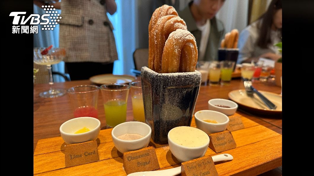 最後甜點則是「西班牙油條 Churros Variation」。(圖/葉韋辰攝)