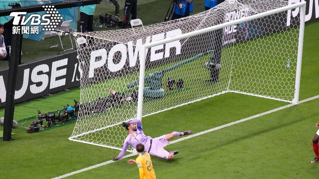 澳洲古德溫率先踢進開賽後第1球得分。(圖/達志影像美聯社)