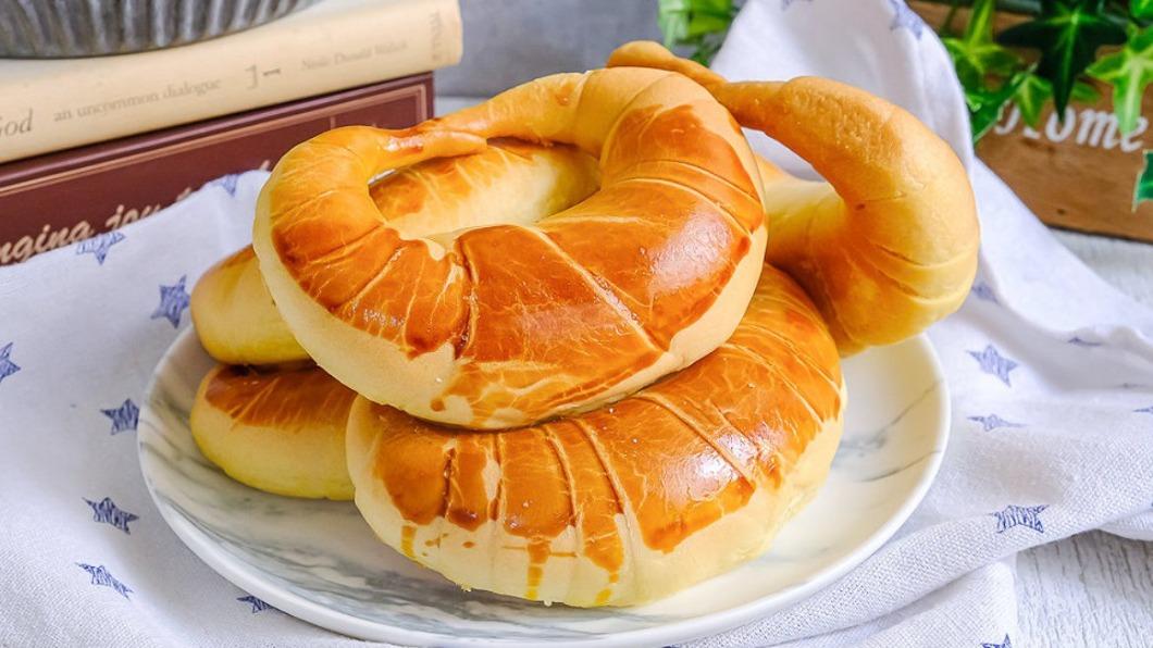 牛角麵包相當搶手，中午出爐後很快就會被搶光。（圖／霸子。食樂拼圖提供）