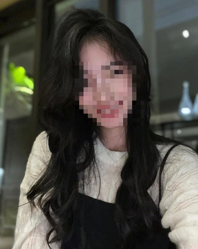 Lily遺傳到媽媽的美貌，年僅15歲就收穫不少粉絲。（圖／翻攝自Lily IG）