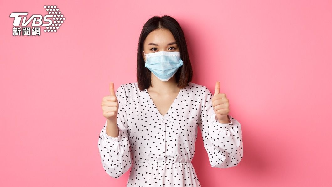 隔離滿5天就可外出,但須全程戴口罩。(示意圖/shutterstock達志影像)
