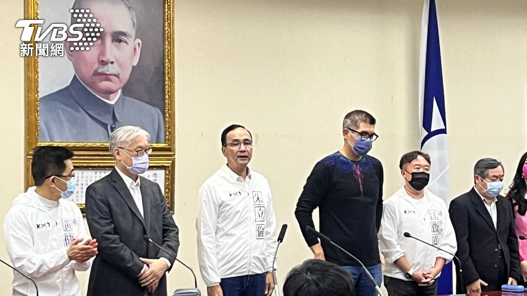 藍營九合一選戰中大勝,路透社分析蔡英文的抗中牌失效。(圖/黃韋銓攝影)