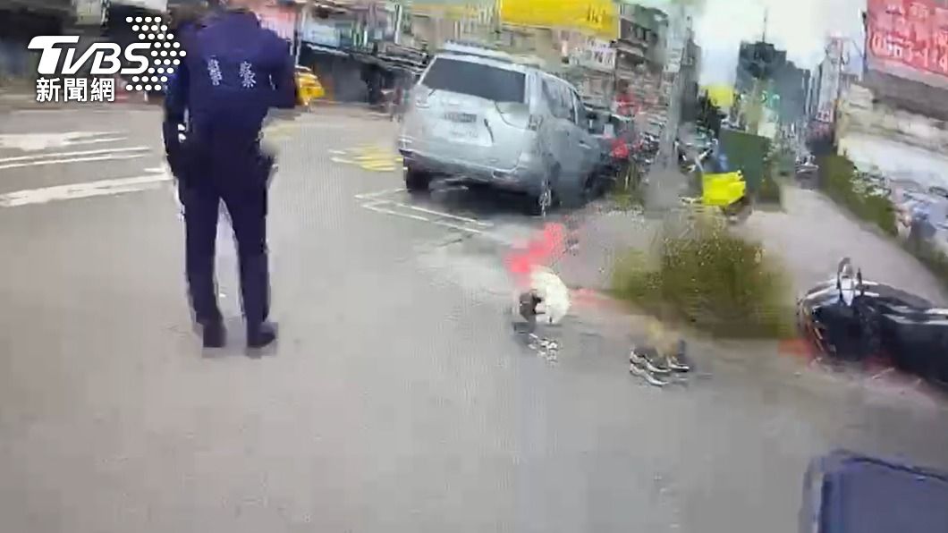 無業男心情差　拉Ｋ上路卻糗摔人行道　下場慘了