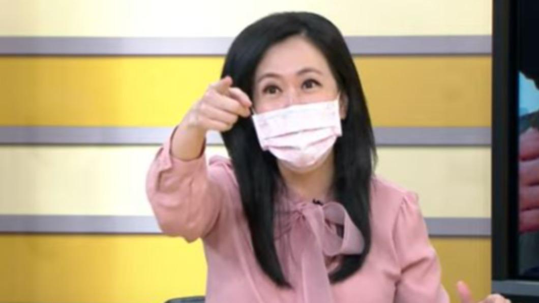 女主持人「飆三字經」轟蔡英文、蘇貞昌!一聽有直播愣住:沒在怕