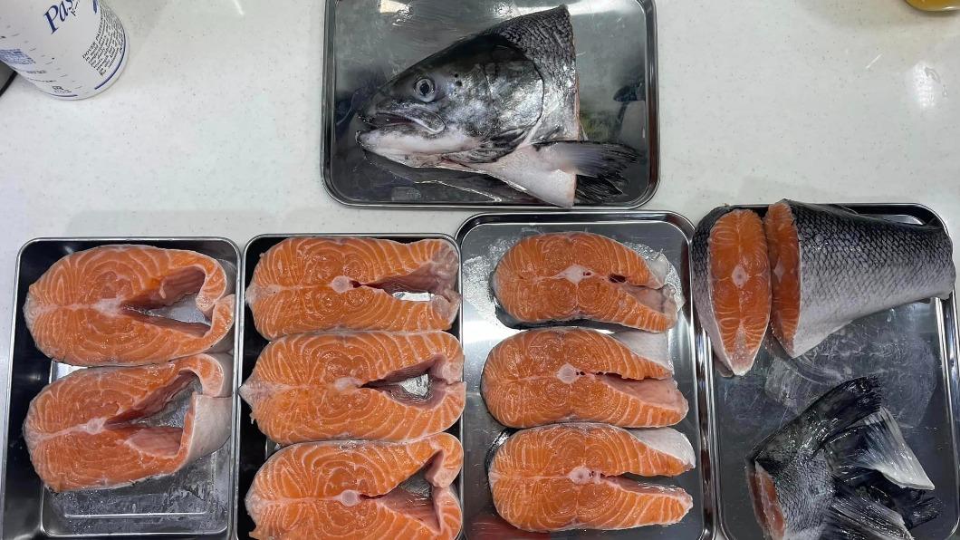 好市多買整尾鮭魚較划算?他切開精算價格 驚人真相曝光