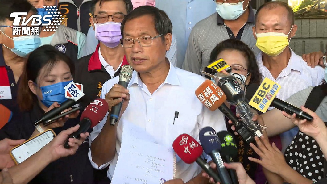 國民黨屏東縣長候選人蘇清泉質疑選舉計票有瑕疵。(圖/TVBS)